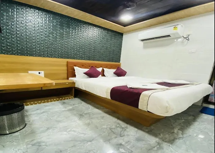 Hotel Chembur Residency