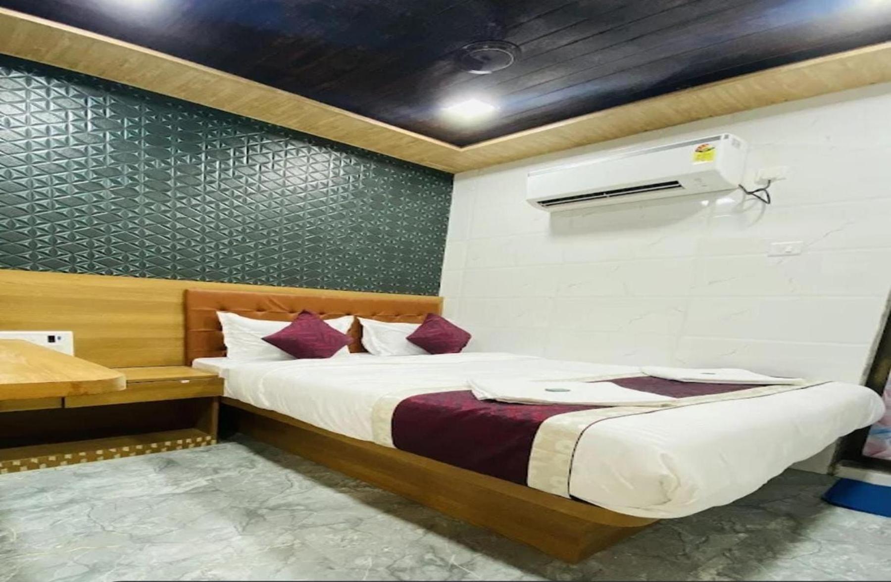 Chembur Residency *